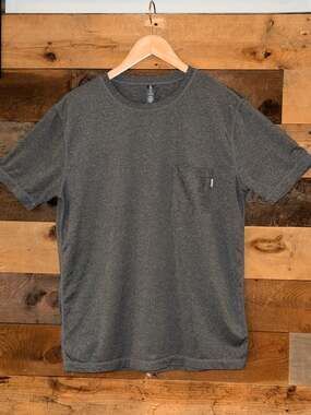 Vuori Performance Pocket T-Shirt Gray Heather Size Medium 0313